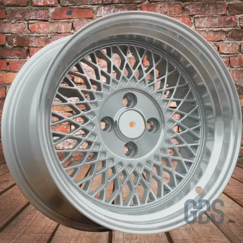 4 jantes Look Klutch SL1 BMW R16" X 8" ET25