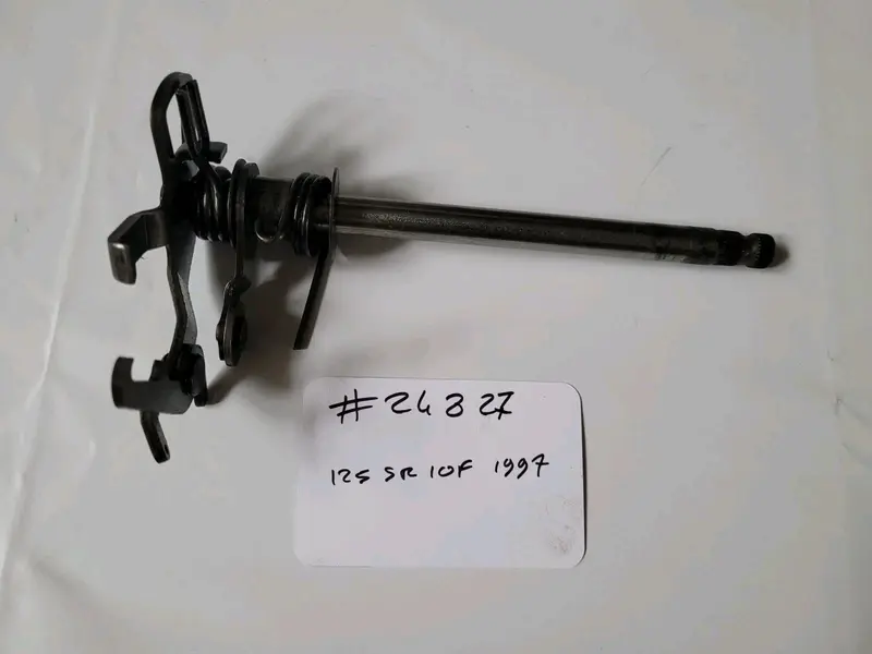 Arbre Sortie De Boîte De Vitesses Selection 125 YAMAHA SR 10f 1997 (#24827)