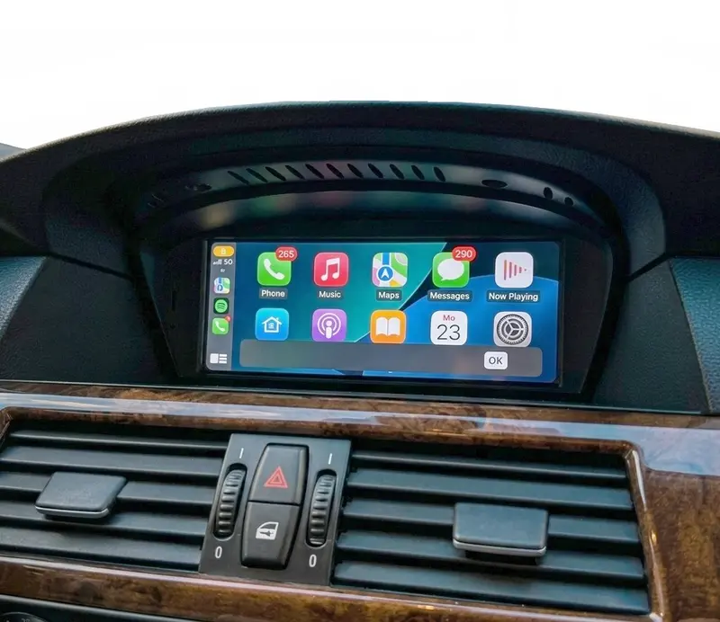 Autoradio connecté Android Auto et Apple CarPlay pour BMW Série 5 E60 E61 CCC CIC (2004 à 2012)