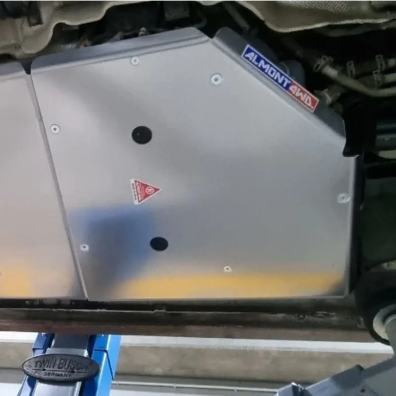 Blindage Réservoir AdBlue ALMONT4WD VW Multivan T6/T6.1 6mm Duralumin