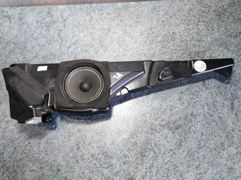 BMW E39 Linker Deurspeaker met Behuizing - Gebruikt