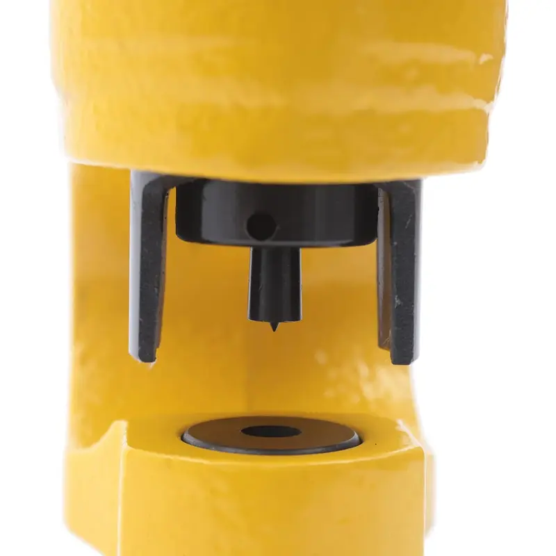 CH-60 Poinçonneuse Hydraulique 31 Tonnes - Neuf Outlet