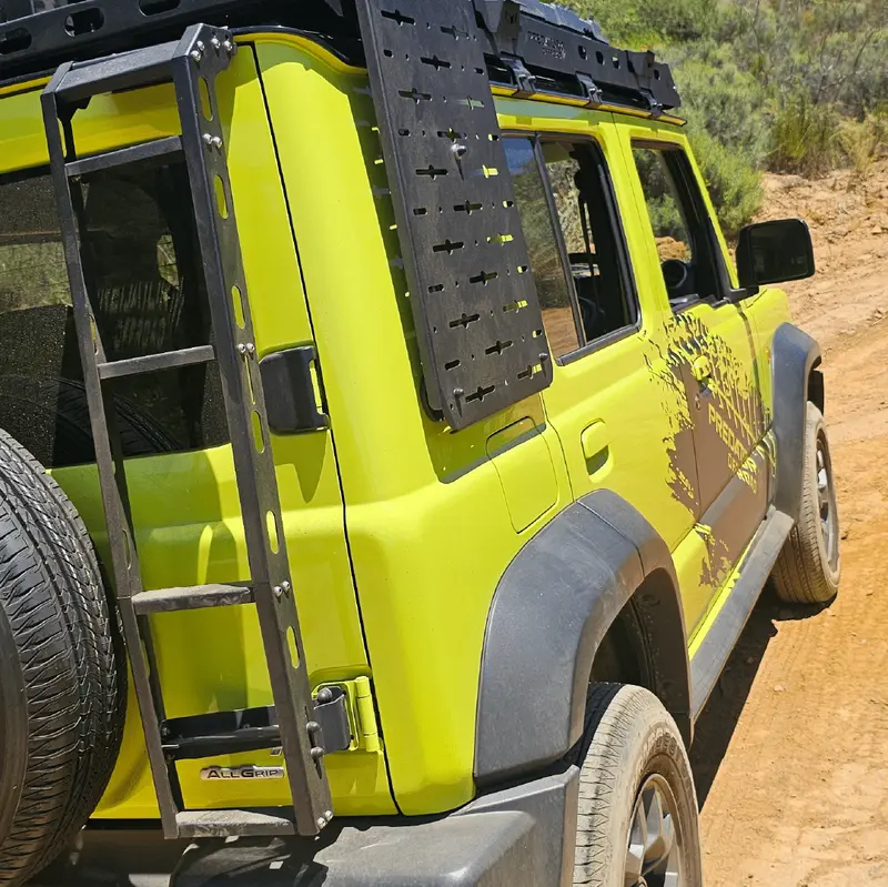 Échelle latérale Suzuki Jimny 3 portes (2018+) Predator Offroad