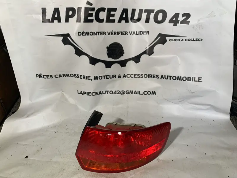 Feu arrière droit extérieur Audi A3 8P 5 portes