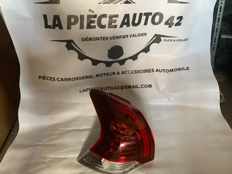Feu arrière gauche extérieur, Peugeot 3008 1 phase 2