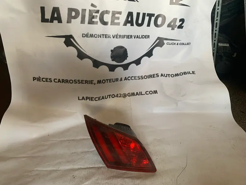 Feu arrière gauche intérieur Peugeot 308 T9