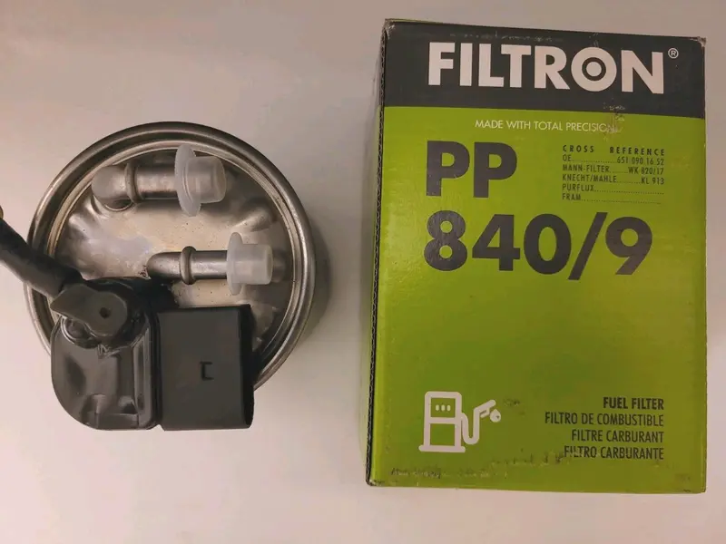 Filtre À Carburant Filtron Mercedes Nissan PP840/9 Fcs932 (#AUT62)