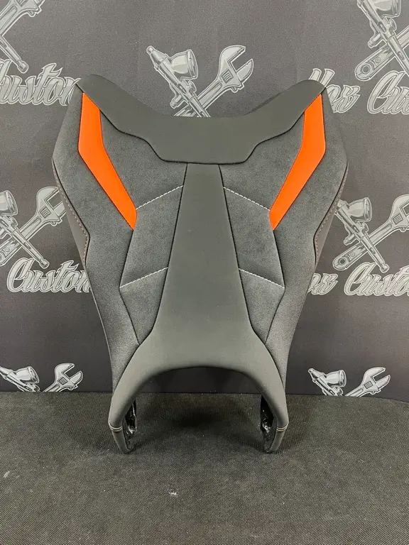 Garnissage de selle pilote seule pour KTM 790 / 890 Duke ( 2018 à Aujourd'hui )