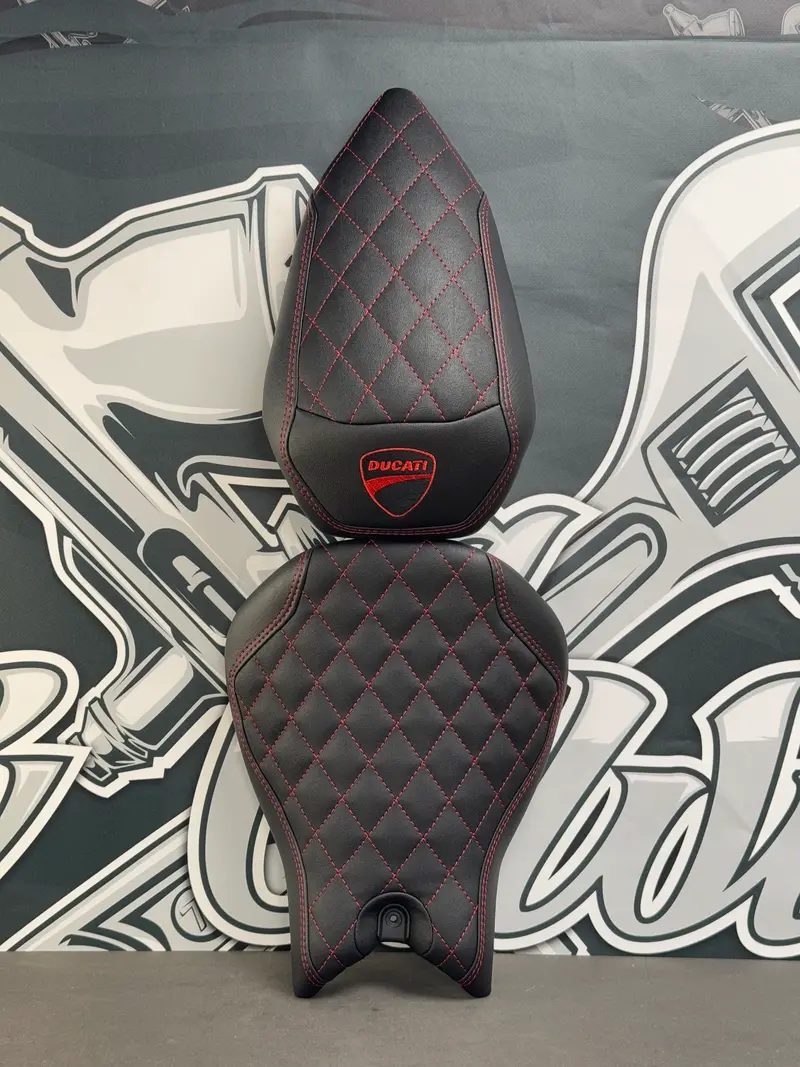 Garnissage de selle pour DUCATI Panigale 899 / 959 / 1199 / 1299 ( 2011 à 2018 )