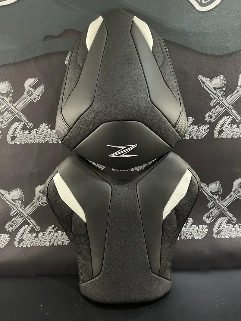 Garnissage de selle pour KAWASAKI Z 1000 & Z 750 ( 2007 à 2009 )