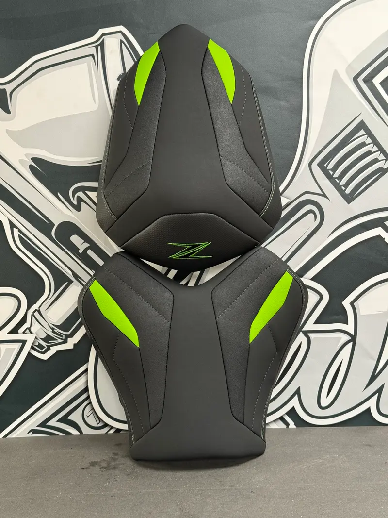 Garnissage de selle pour KAWASAKI Z 1000 & Z 750 ( 2007 à 2009 )