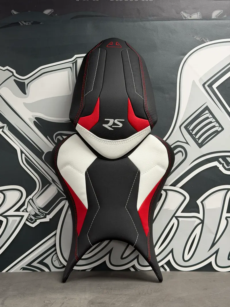Garnissage de selle pour TRIUMPH Speed Triple ( 2016 à 2021 )