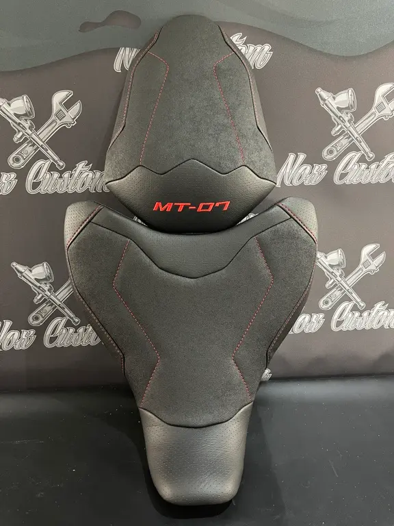 Garnissage de selle pour YAMAHA MT-07 Phase 1
