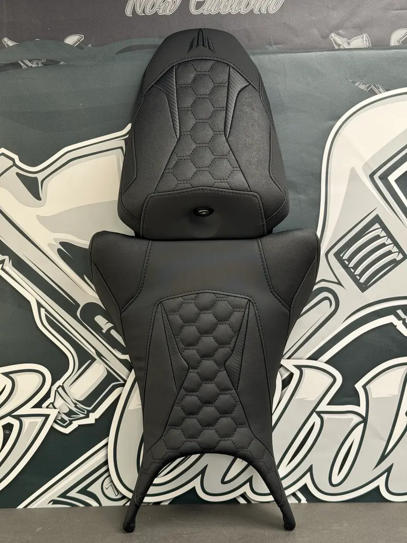 Garnissage de selle pour YAMAHA MT-09 - Phase 4 ( à partir de 2024 )
