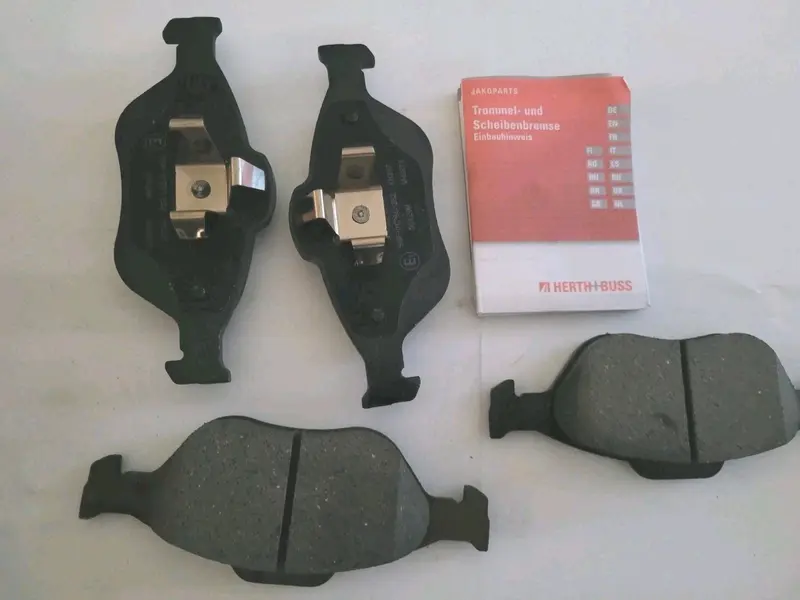 Jeu Plaquettes NEUF Av Mazda Ford 4029416174675 (#AUT282)