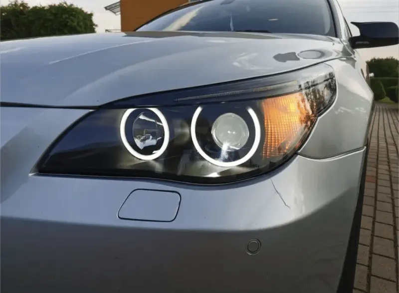 Kit Phares Angel Eyes Anneaux LED pour BMW Série 5 M5 E60 (2003 à 2010)