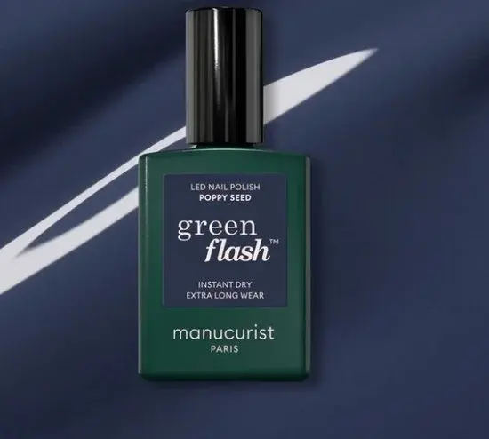 Manucurist GREEN FLASH POPPY SEED vert brillant | Vernis à ongles | Nouveau
