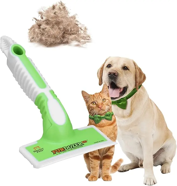 Neater Pet Brands FurDozer X6 Ramasse Poils Animaux et Outil pour Auto 6-en-1 - Anti-Poils d'animaux - Raclette Anti-Poils d'animaux - Retire Fourrure, Peluches et Plus Encore sur Diverses Surfaces