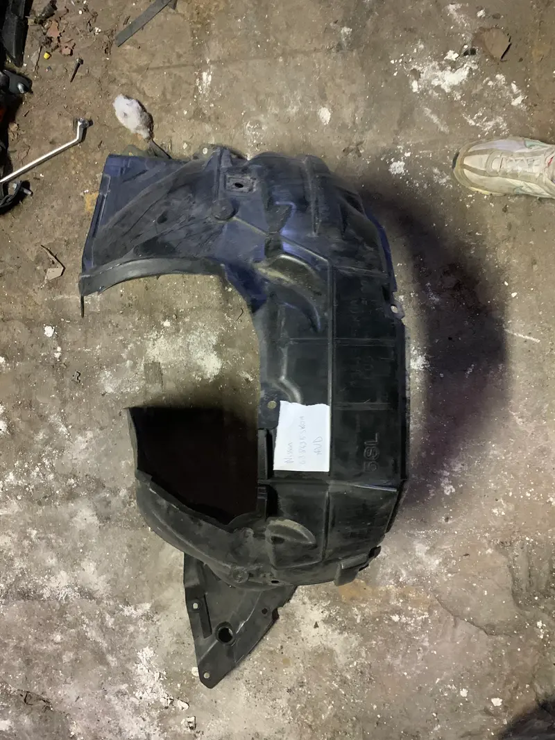 Pare boue avant gauche Nissan leaf