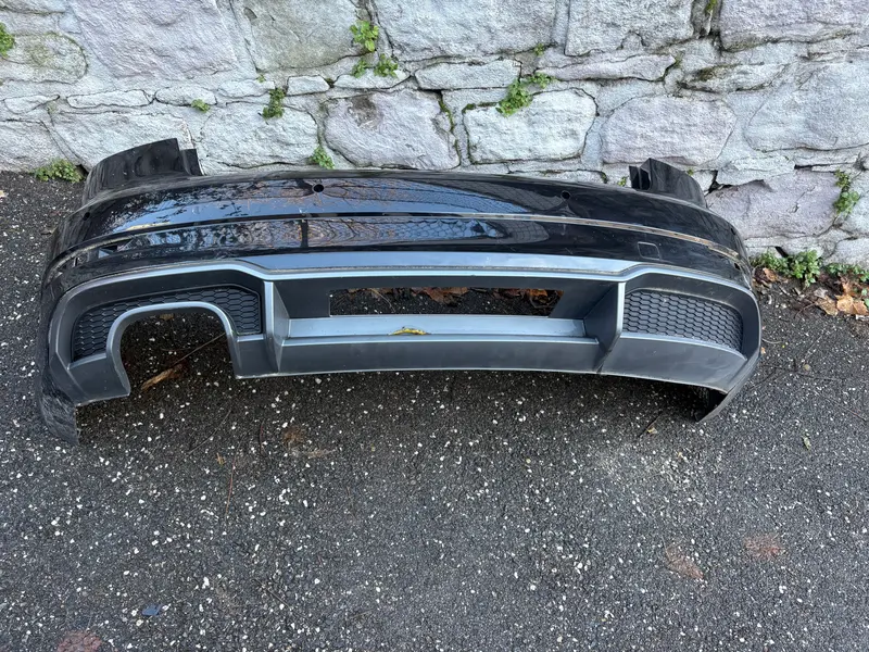Pare choc arrière Audi A3 (8V5)