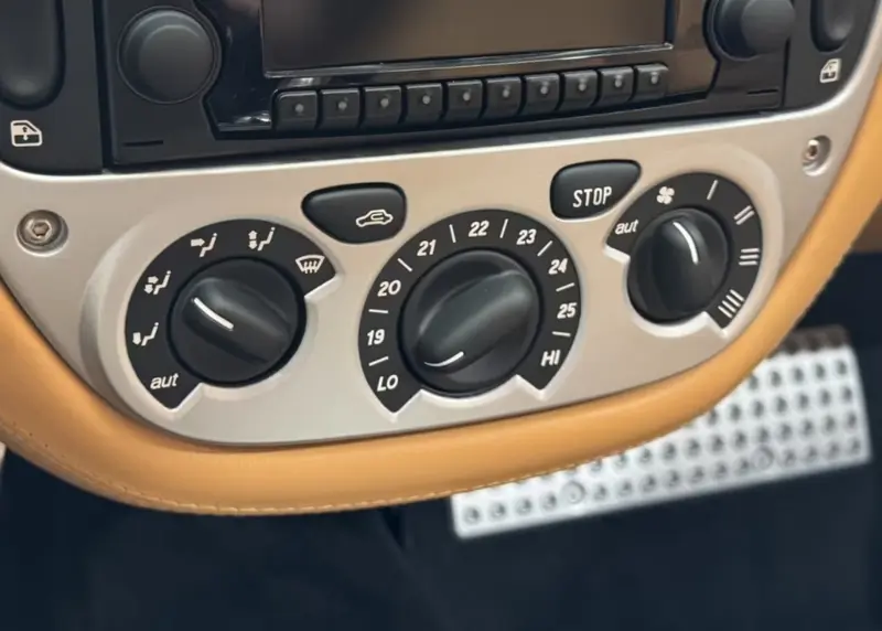 Rénovation des Boutons Collants Soft Touch pour Ferrari 360 (1999 à 2005)