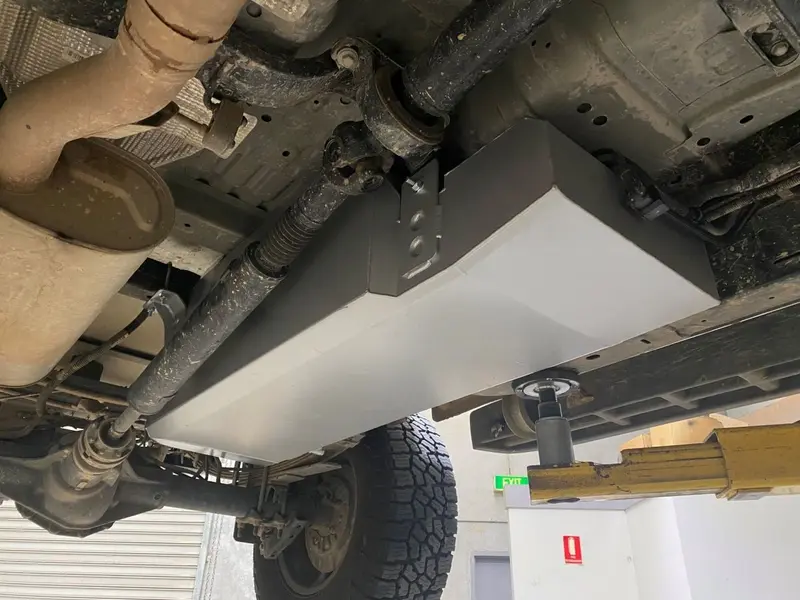 Réservoir de Remplacement 140L LRA| Ford Ranger 23+ / VW Amarok 2023+ | Diesel