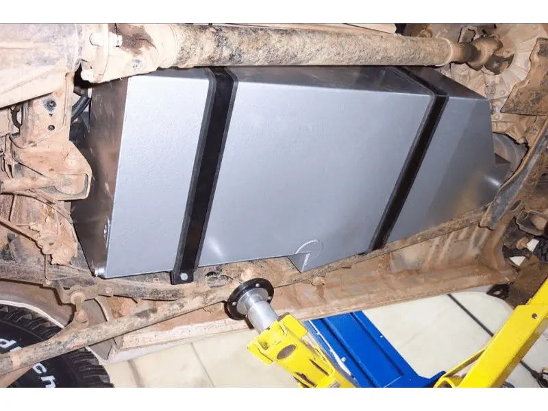 Réservoir de remplacement LRA 145L Toyota Land Cruiser FZJ105