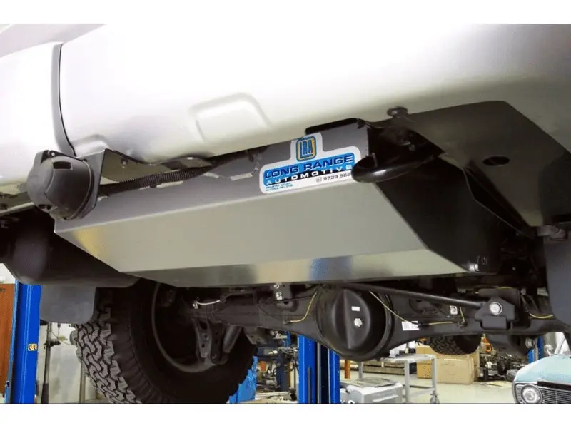 Réservoir de remplacement LRA 170L Toyota Landcruiser VDJ200 UZJ202