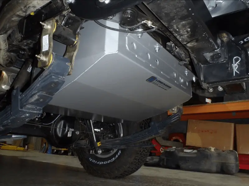Réservoir de remplacement LRA 180L Toyota Land Cruiser VDJ79 / GDJ79