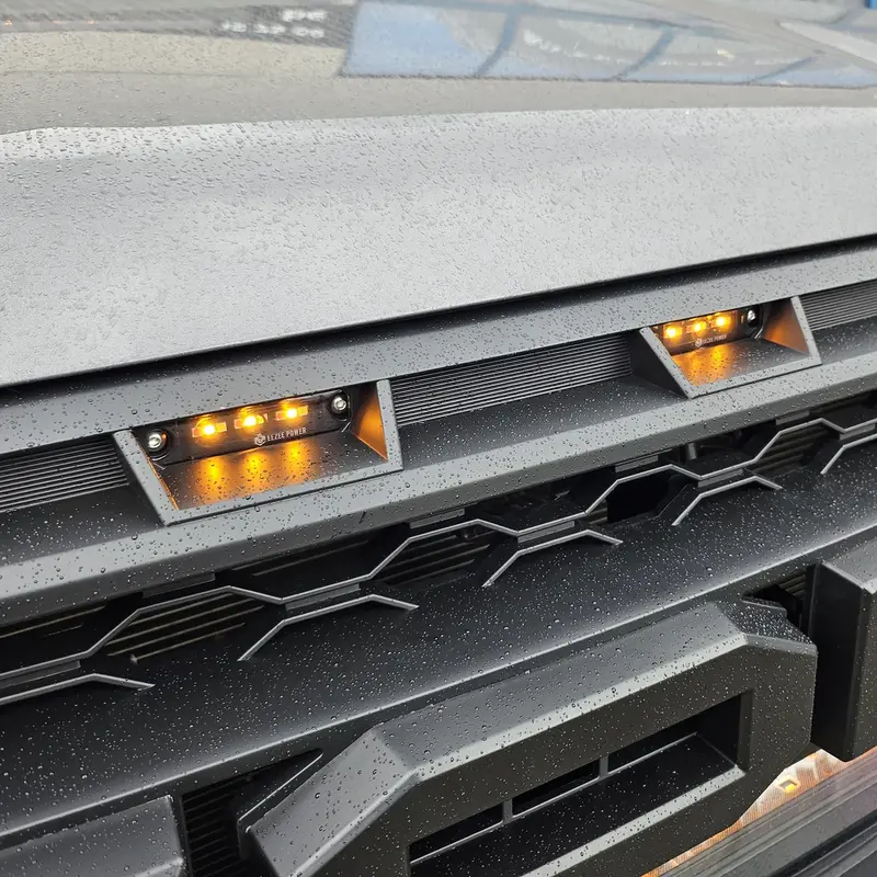Shadow Vision LED sur Calandre Avant | 3 Couleurs - EEZEE POWER