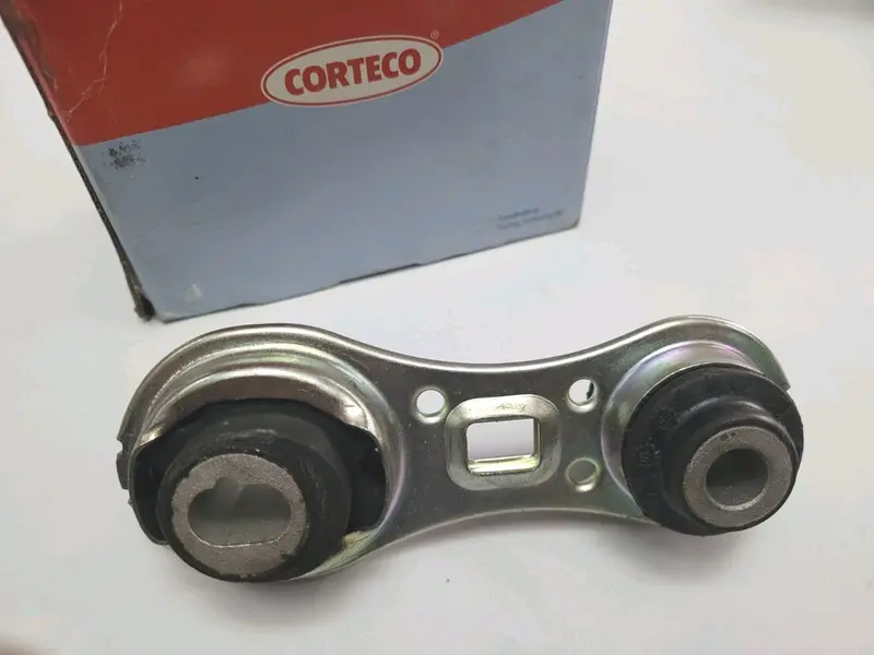 Support Moteur Corteco Renault Nissan 8200264322, 8200103263, 82002724 (#AUT126)