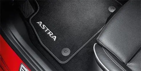 Tapis de sol en velours - Opel Astra K
