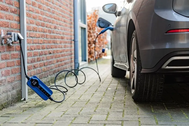 Voldt Mobiele Lader Type 2 10m Schuko - Nieuw